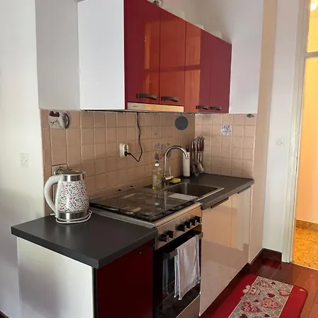 Roza Апартаменти Пула