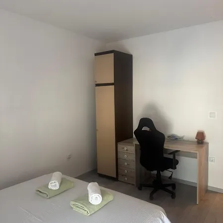 Roza Apartment *